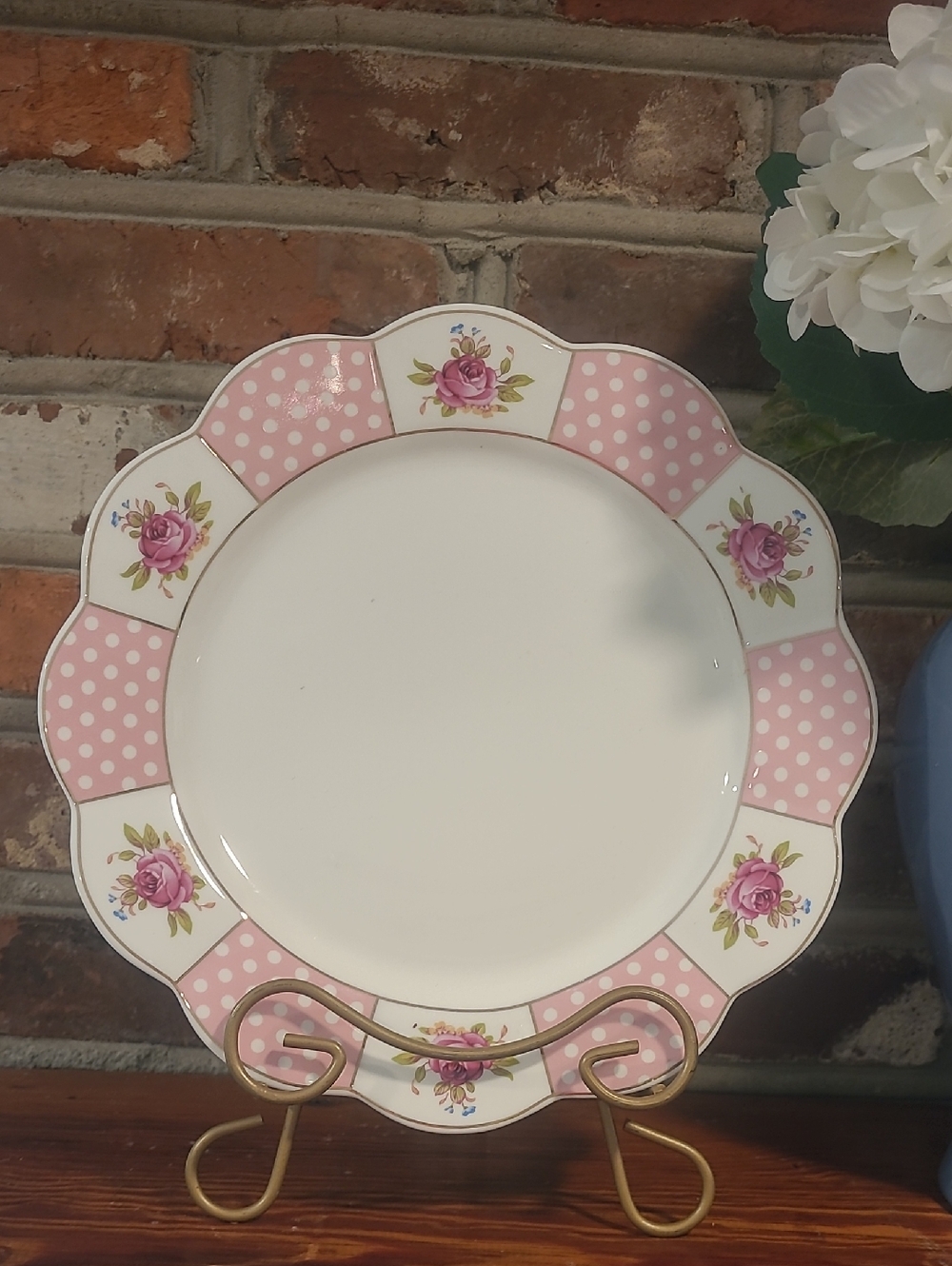 White Dots RoseBud Dinner Plate By Grace Teaware.